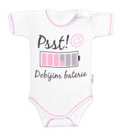 Body kr. rukáv s vtipným textem, Psst! Dobíjím baterie,vel. 80