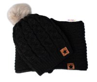 Baby Nellys Zimní dvouvrstvá čepice s bambulí + komínek Star, černá