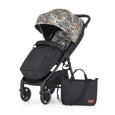 Petite&Mars Kočárek sportovní Royal2 Black Limited100 Wonderland