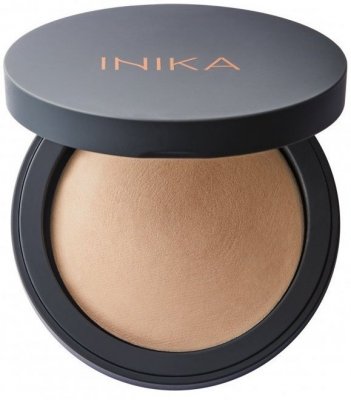 Inika Organic Přírodní zapečený minerální pudrový make-up s SPF 25 Strength 8 g