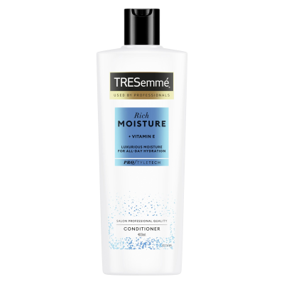 TreSemmé Rich Moisture Hydratační kondicionér s vitaminem E 400 ml