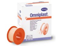 Omniplast Náplast textilní 2,5 cm x 5 m cívka 1 ks